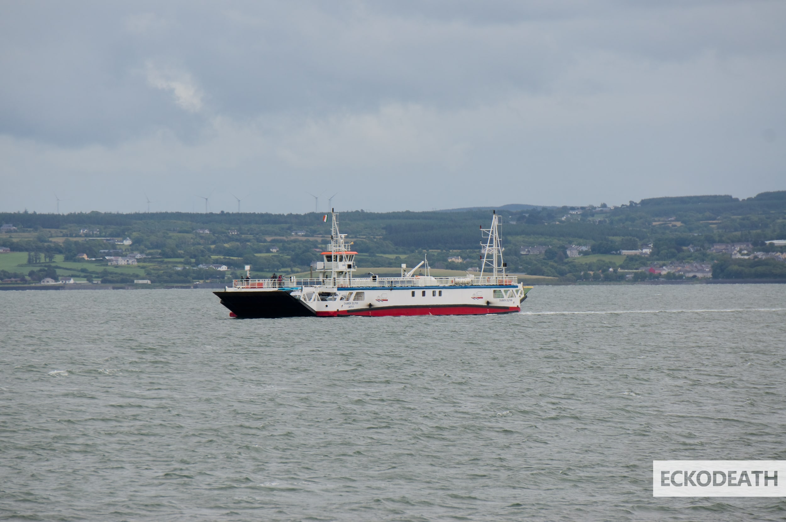 Image un peu plus large que le texte