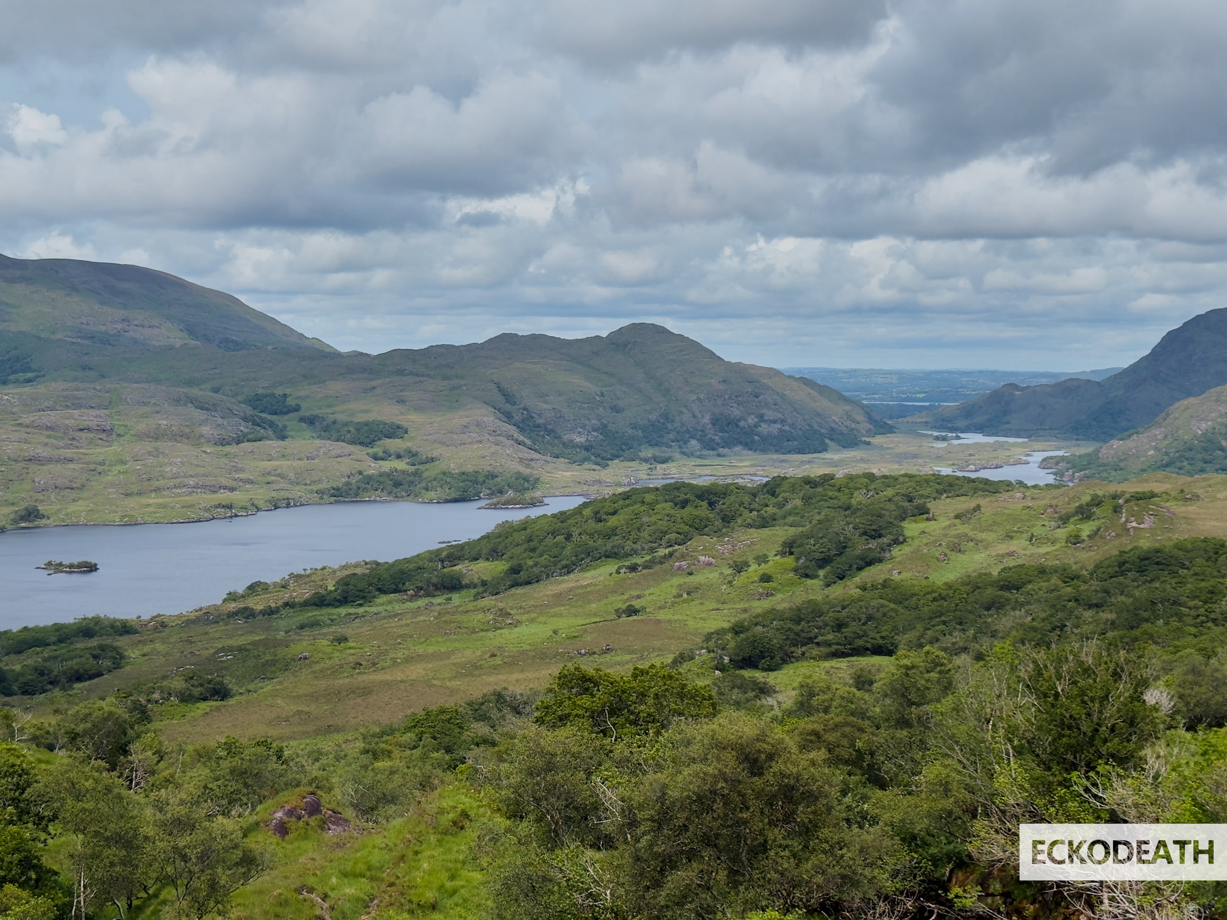Image un peu plus large que le texte