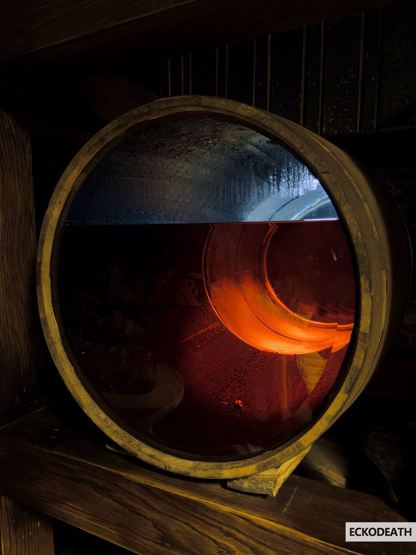 Image un peu plus large que le texte