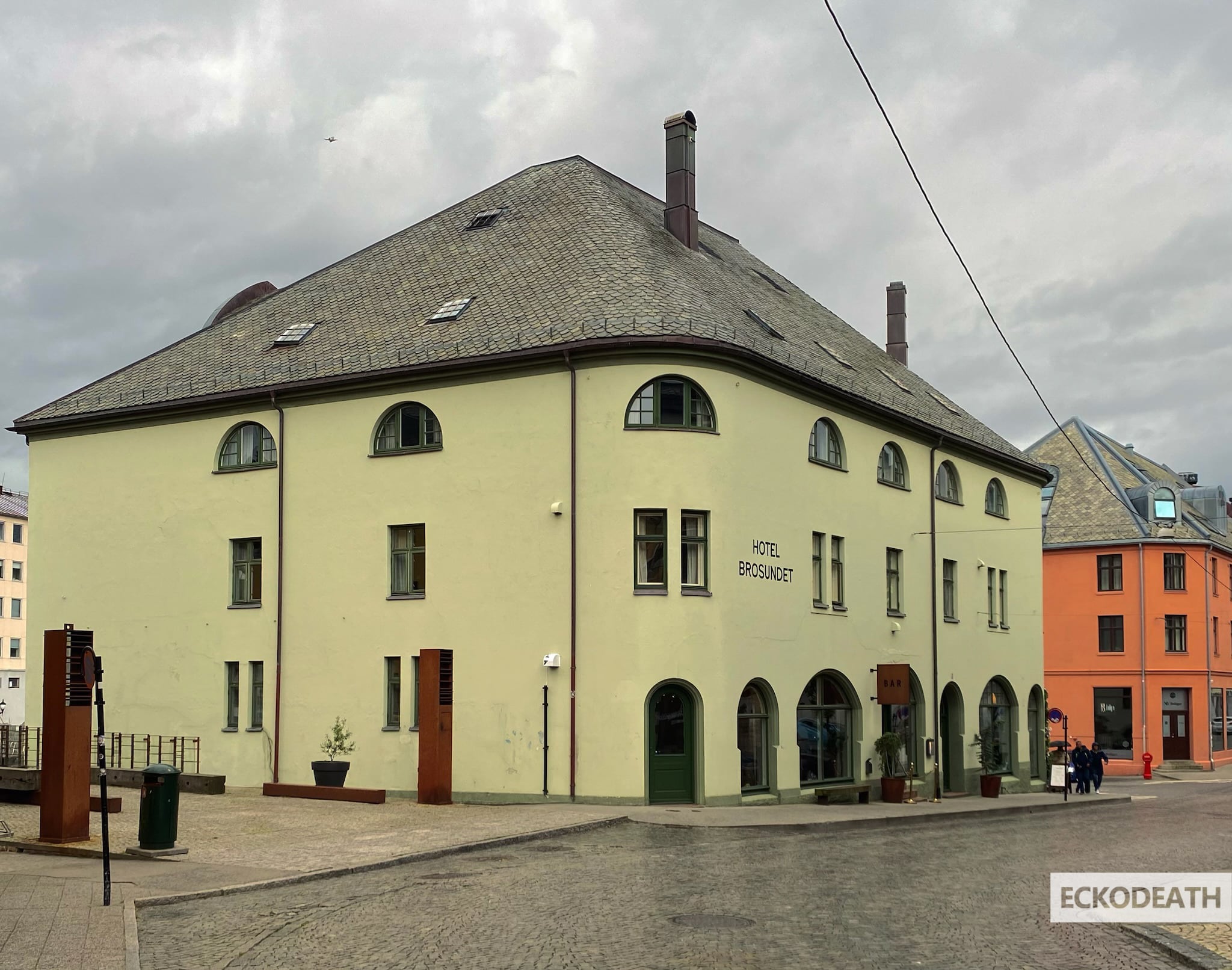 Photo 48